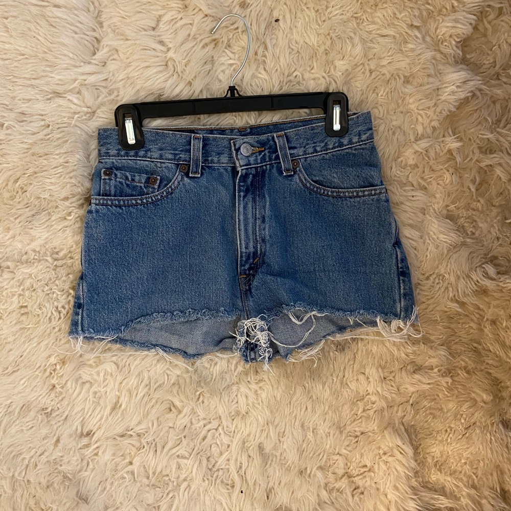 Levi’s Jean Shorts in Pristine Condition
